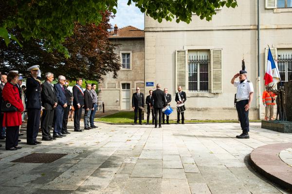 753Hommage-aux-deportes--Journee-de-memoire-de-la-deportation
